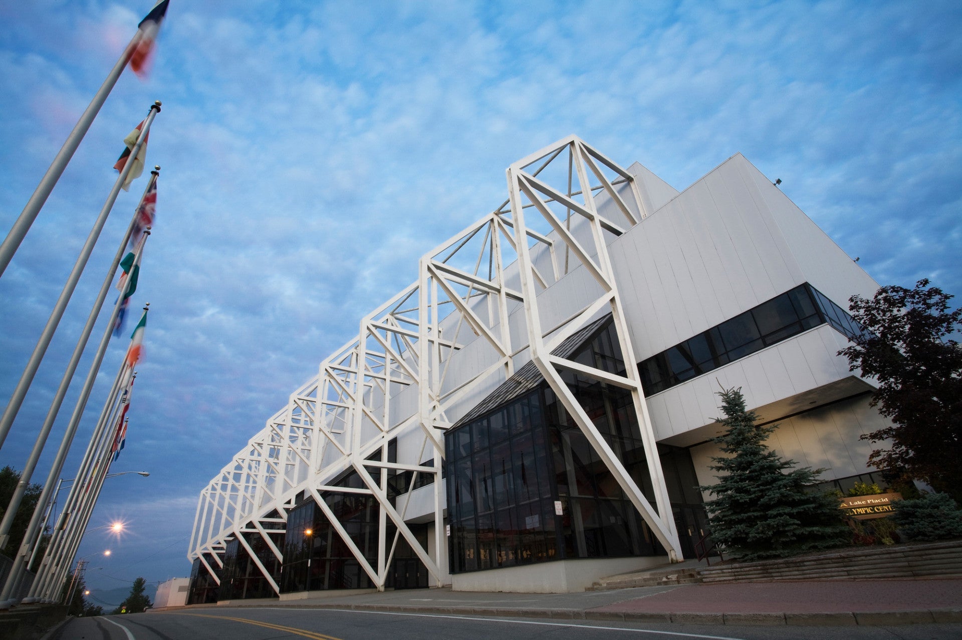 1980 Olympic Herb Brooks Arena Lake Placid Miracle on Ice Scale Replica 8